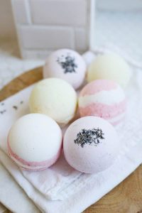 Homemade Bath Bombs